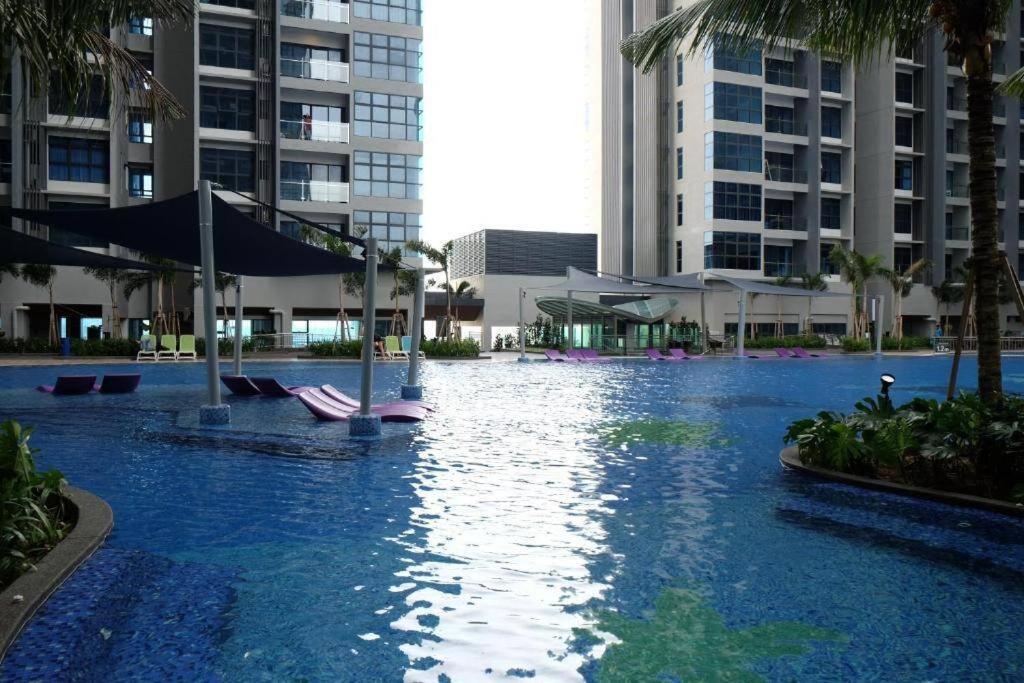 شقة Cozy Haven Atlantis With Large Swimming Pool ملقا المظهر الخارجي الصورة
